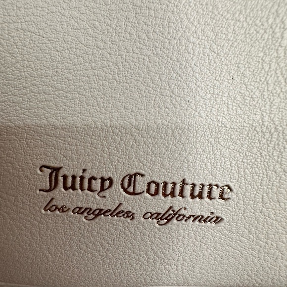 Juicy Couture White Shoulder Bag Exclusive - Picture 5 of 6